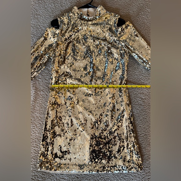 NWT Marciano Caela Sequin Cold Shoulder Mini Dress - Picture 11 of 12